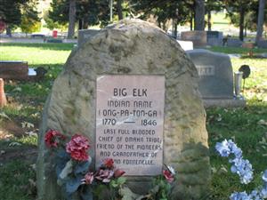 Grave of Ong Pa Ton Ga (Big Elk), 1770-1846